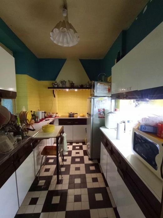 Holiday home En Cours De Renovation Accessible En Train